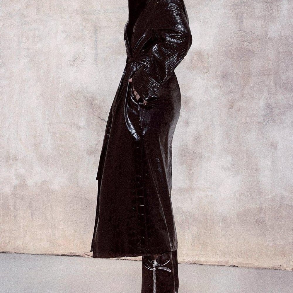 KOURTNEY KARDASHIAN BARKER HIGH SHINE FAUX CROC TRENCH COAT- Boohoo